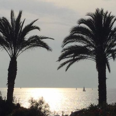 Sanarybeach Экстерьер фото